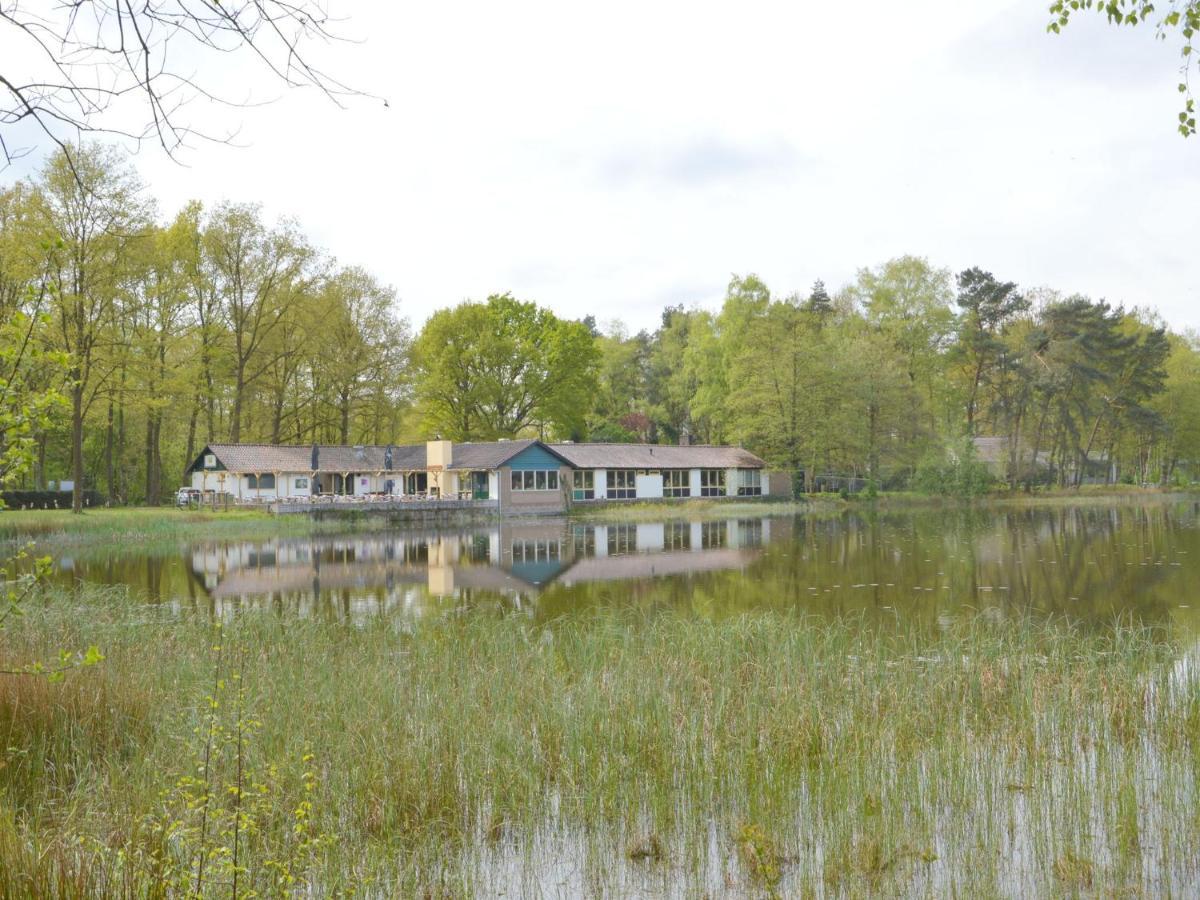 Detached Bungalow With Lovely Covered Terrace In A Nature Rich Holiday Park Stramproy Luaran gambar