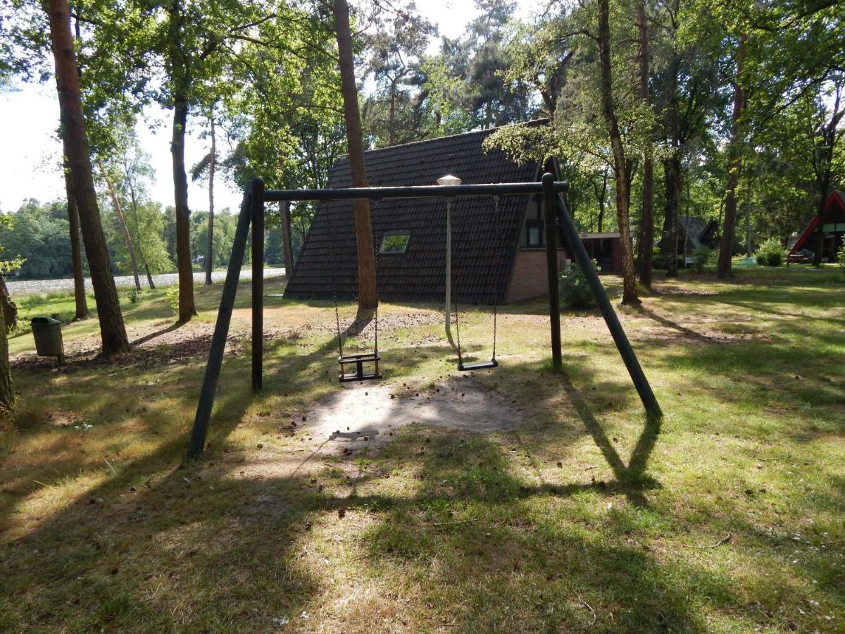 Detached Bungalow With Lovely Covered Terrace In A Nature Rich Holiday Park Stramproy Luaran gambar